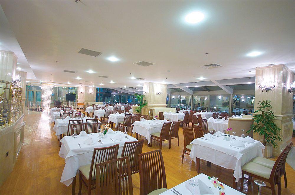 Eser Premium Hotel & Spa Buyukcekmece Εξωτερικό φωτογραφία The restaurant
