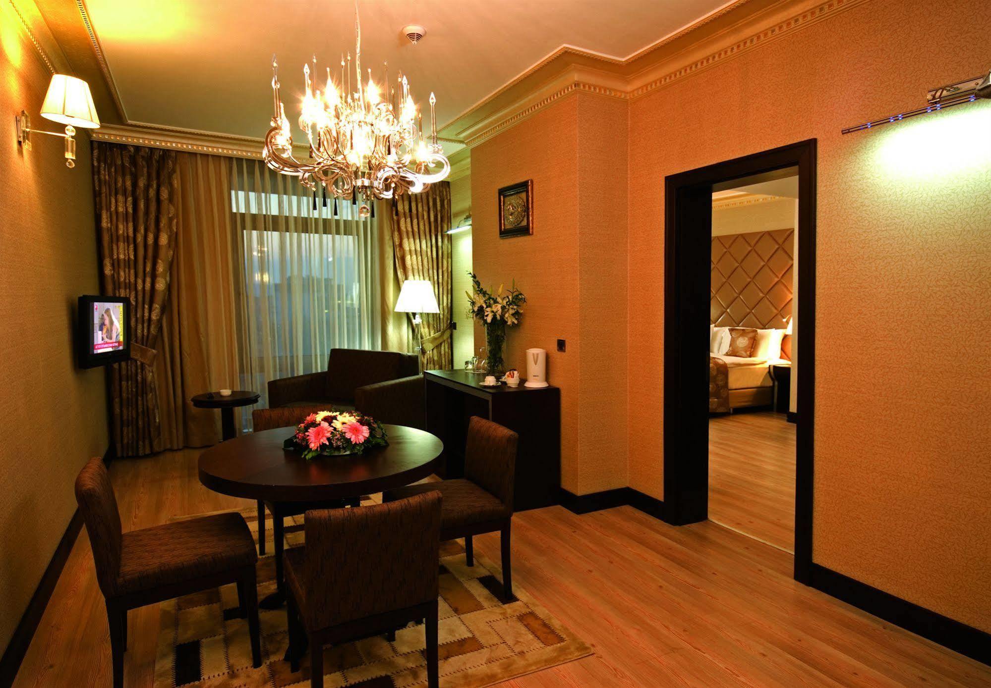 Eser Premium Hotel & Spa Buyukcekmece Εξωτερικό φωτογραφία Suite