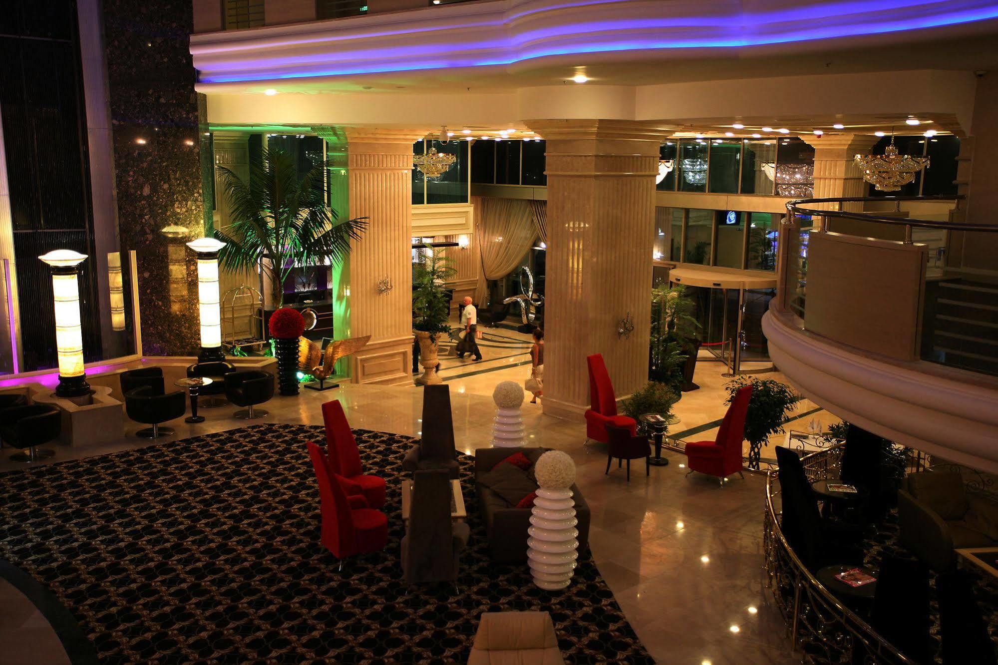 Eser Premium Hotel & Spa Buyukcekmece Εξωτερικό φωτογραφία Lobby